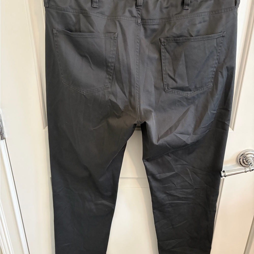 J. Hilburn Men's Gray Pants